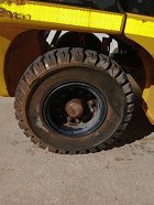 Used forklift: YALE GDP30MX