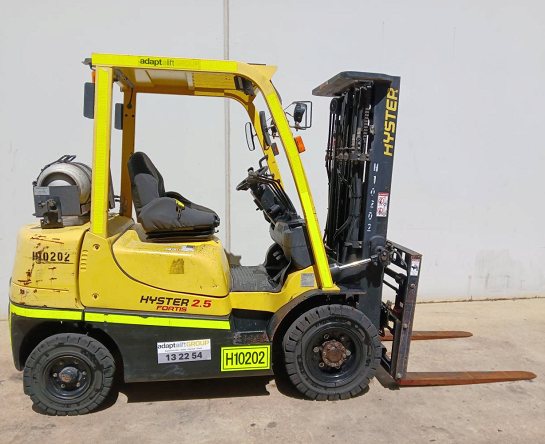 Used Forklift: HYSTER H2.5TX 