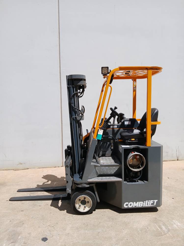 COMBILIFT CB3000