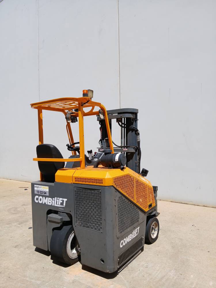 COMBILIFT CB3000