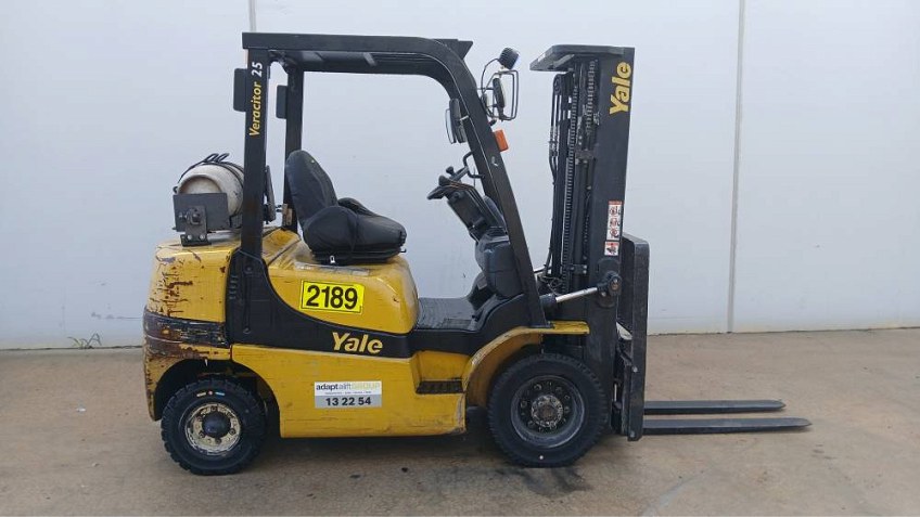 Used Equipment: YALE GLP25TKE