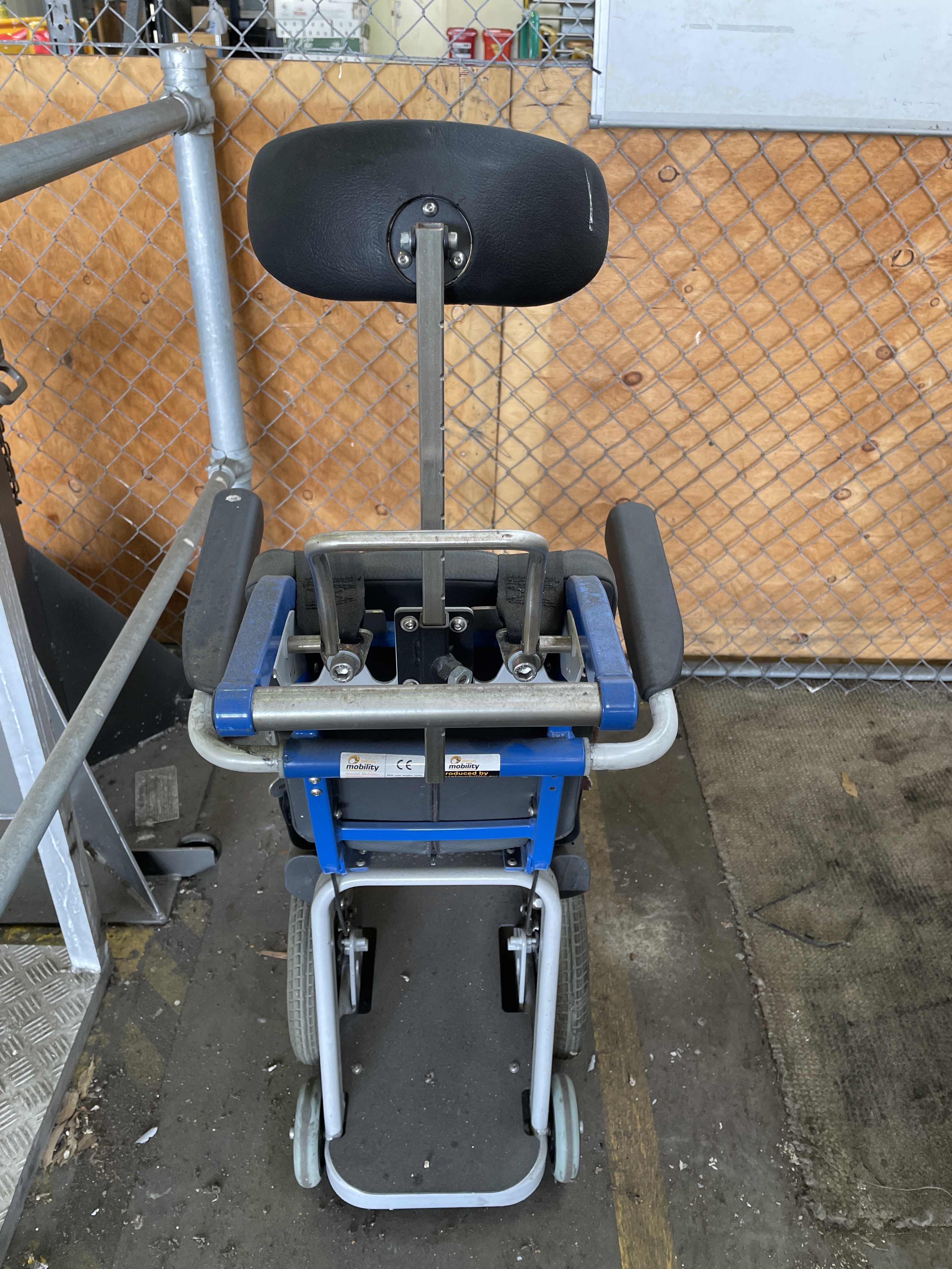 Used forklift: New SPECIALMOBILITY MOBBY AISLE WHEELCHAIR