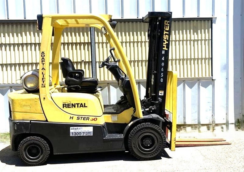 Used Equipment: HYSTER H50CT 