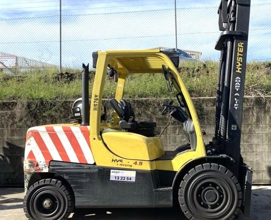 Used Forklift: HYSTER H4.5FT6 
