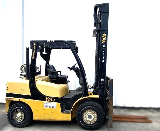 Used Forklift: YALE GLP40VX 