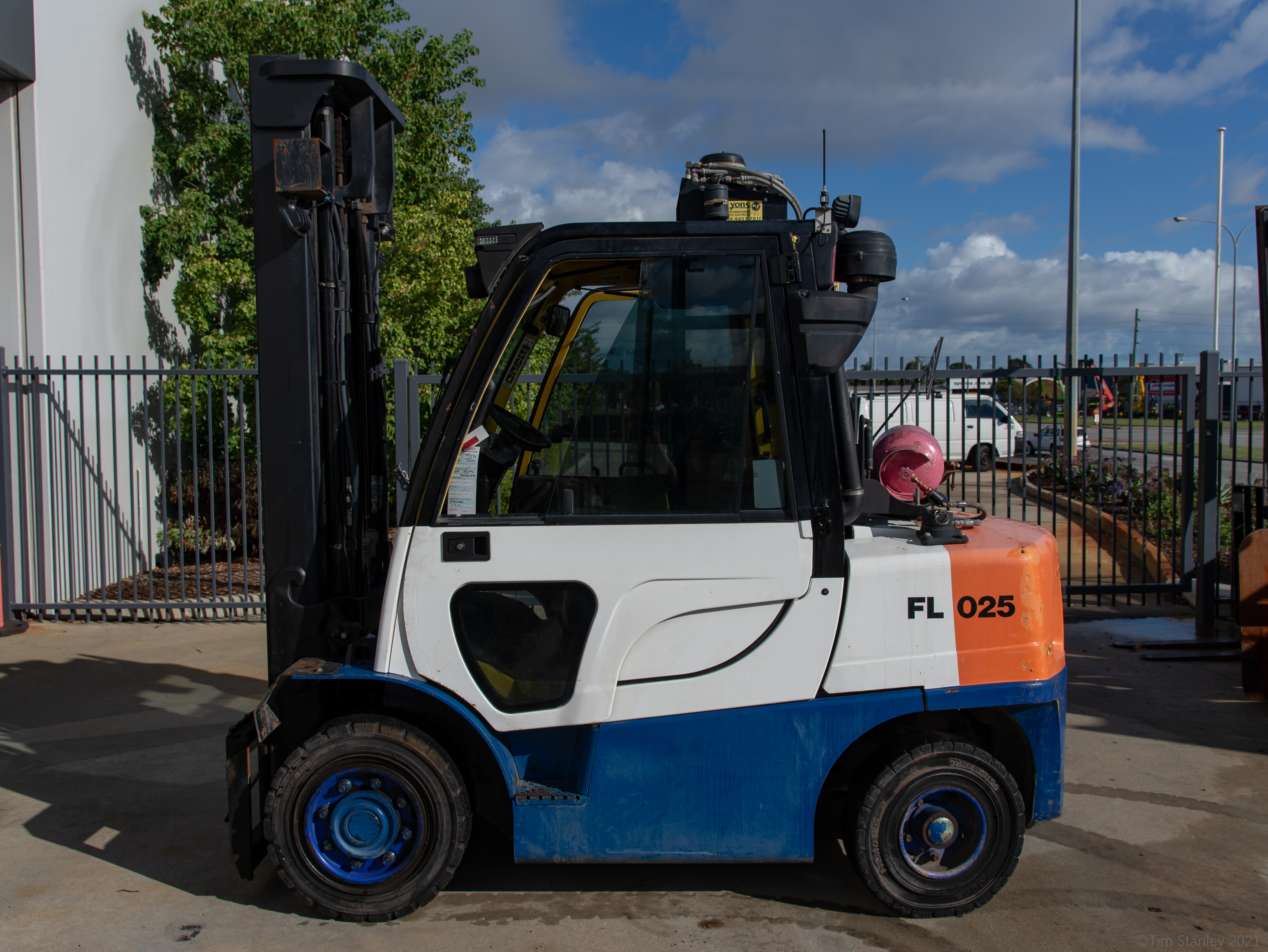 Used forklift: HYSTER H4.0FT6 