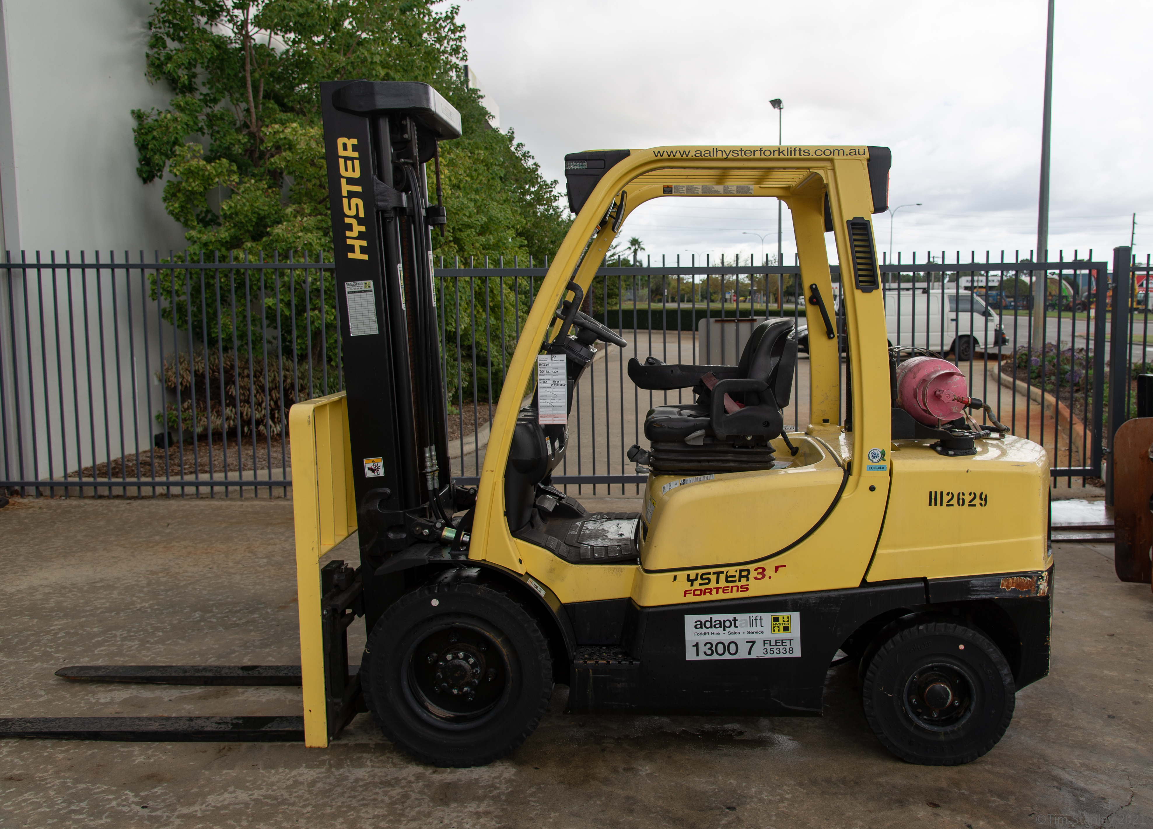 Used forklift: HYSTER H3.5FT 