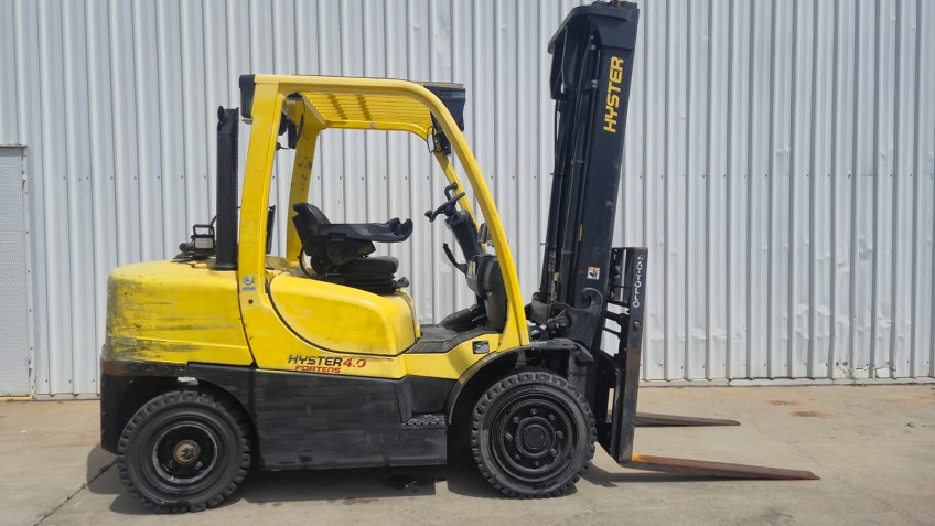 Used Equipment: HYSTER H4.0FT6 