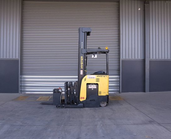 Used Forklift: HYSTER N35ZDR2 