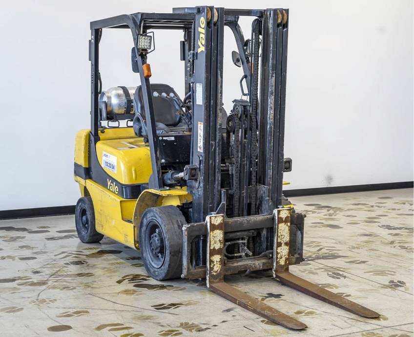Used forklift: YALE GLP25MX 