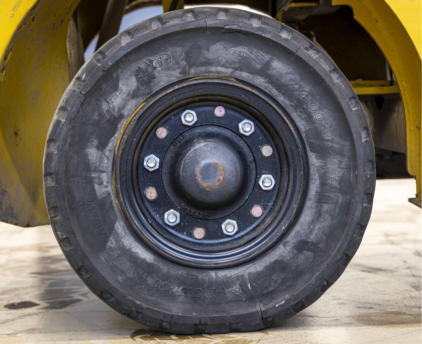 YALE GLP25MX