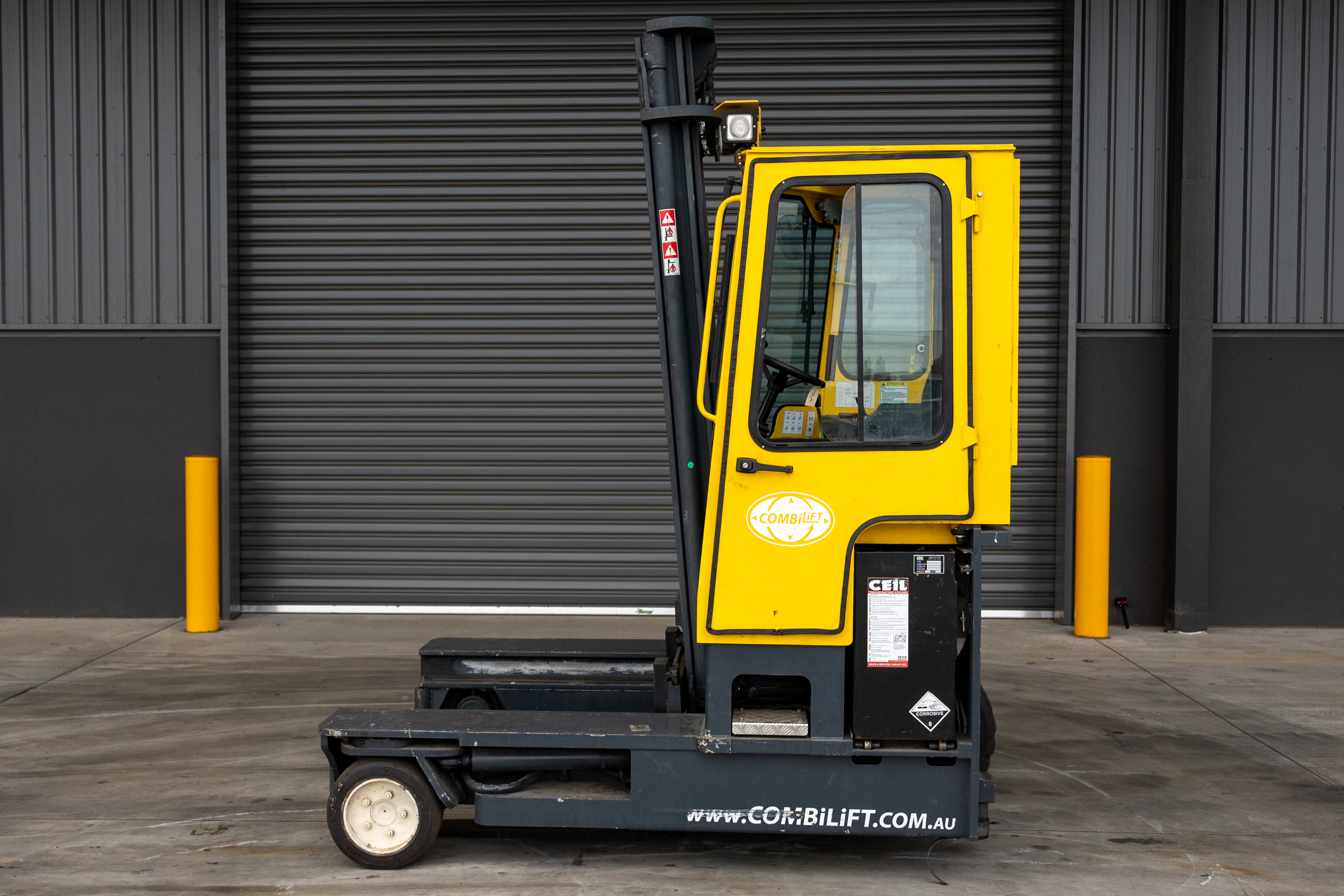 Used forklift: COMBILIFT C3500E 