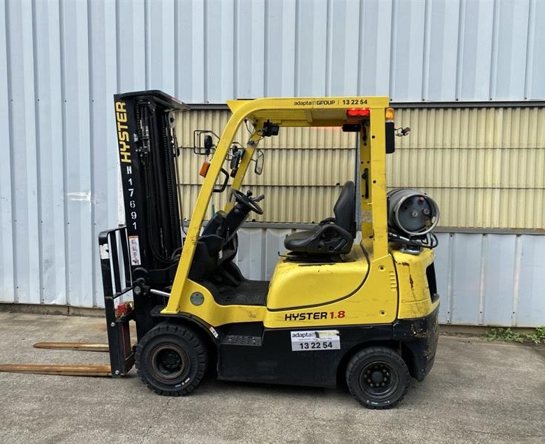Used Forklift: HYSTER H1.8XT