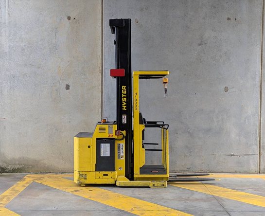 Used Forklift: HYSTER R30XM2 