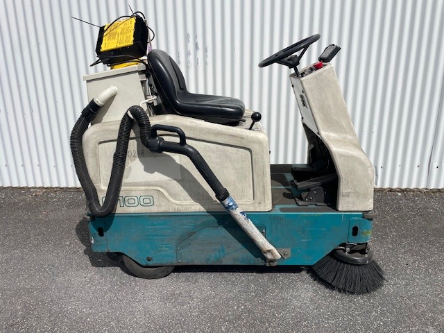 TENNANT 6100
