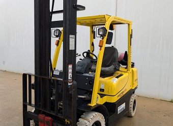 Used Forklift Special: HYSTER H2.5TX