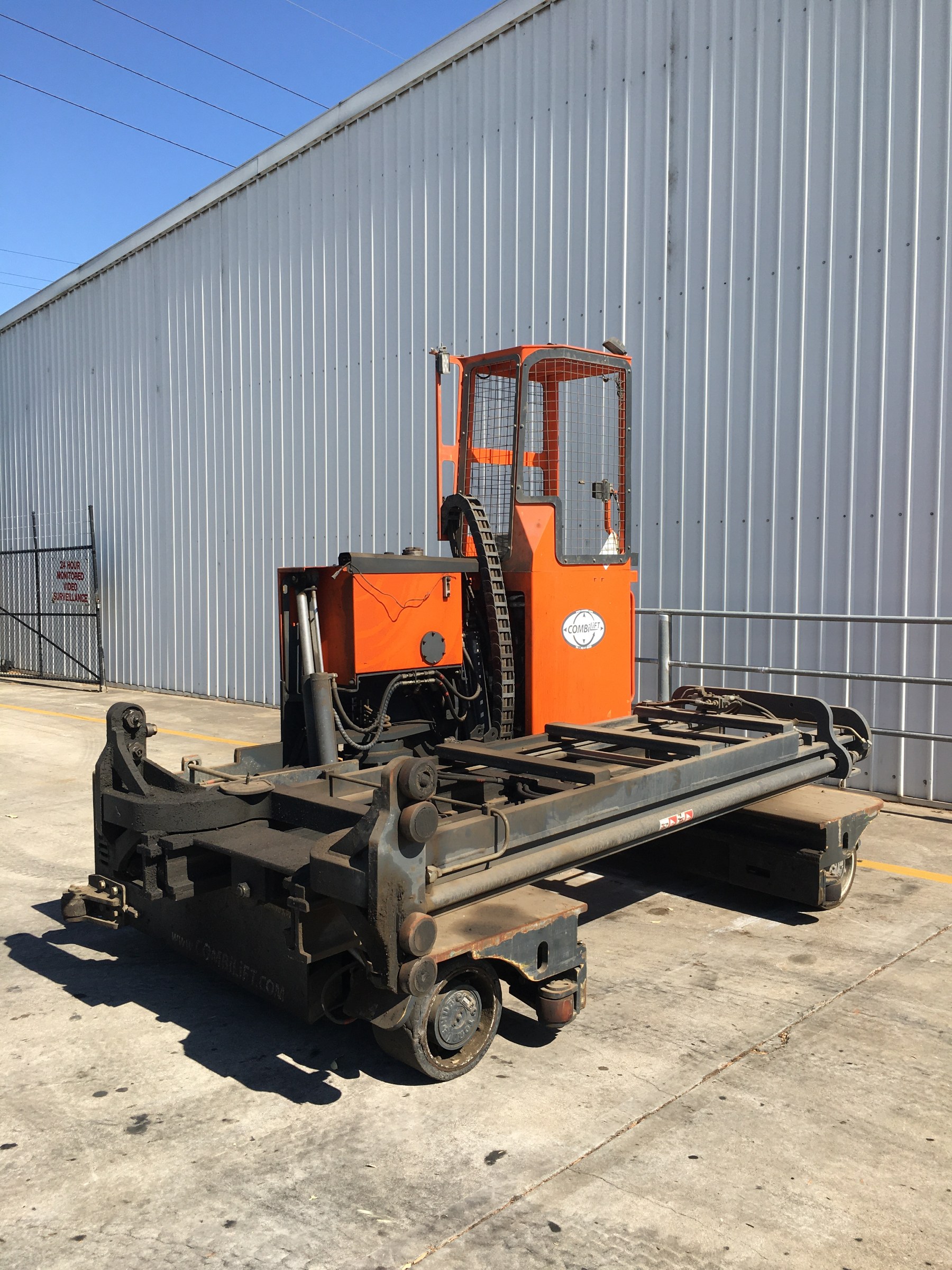 Used forklift: COMBILIFT C4000STE 