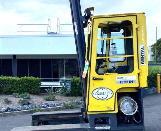 Used Forklift: COMBILIFT C4000 