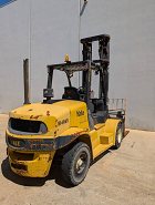Used forklift: YALE GDP155VX