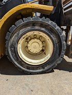 Used forklift: YALE GDP155VX