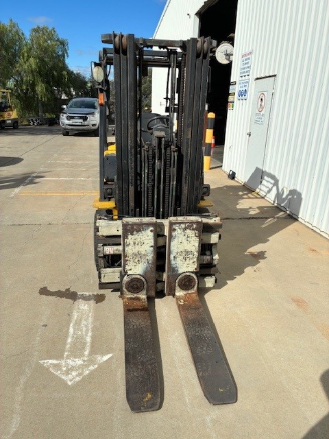 YALE GLP25TK