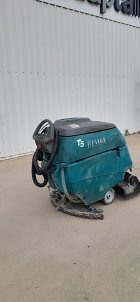 Used forklift: TENNANT T5
