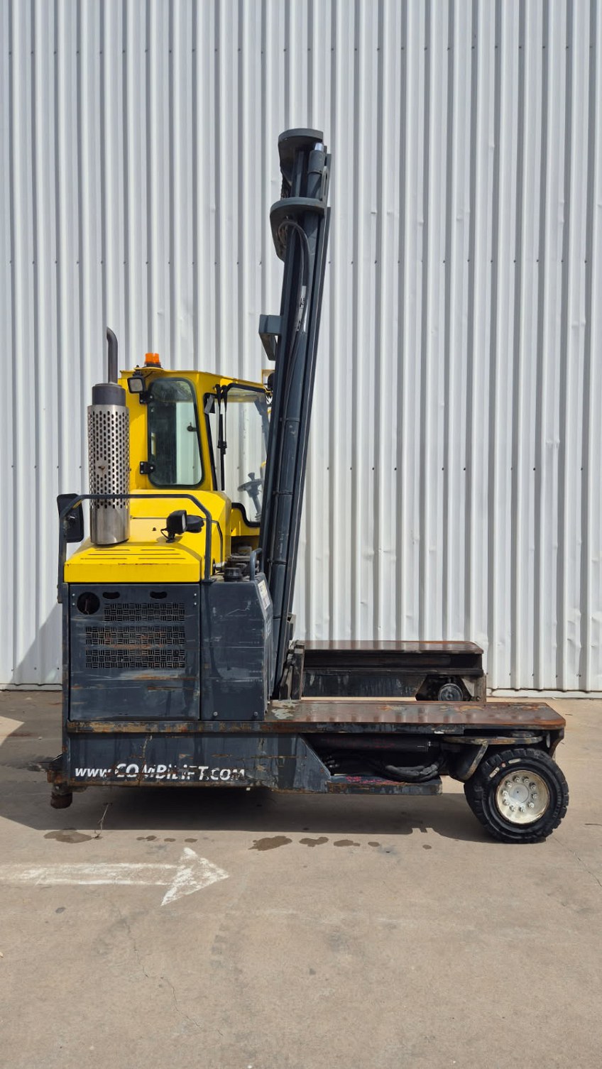 Used Equipment: COMBILIFT C4000 