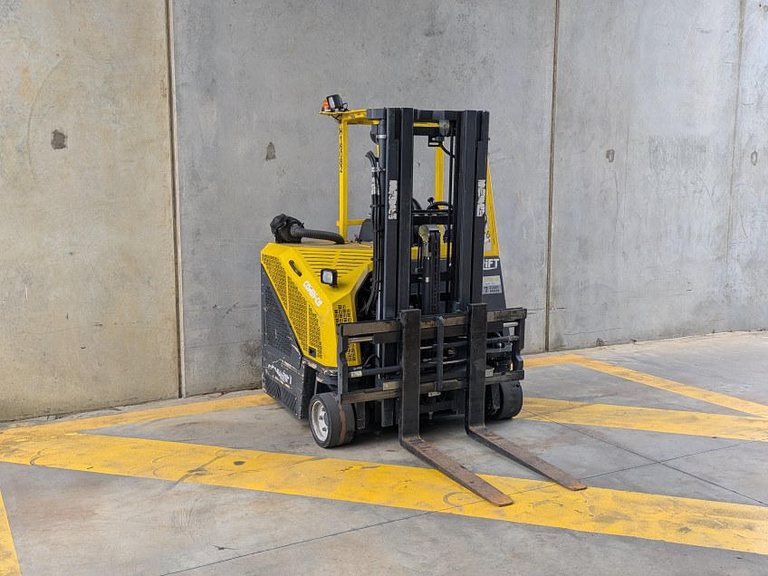 COMBILIFT CB3000
