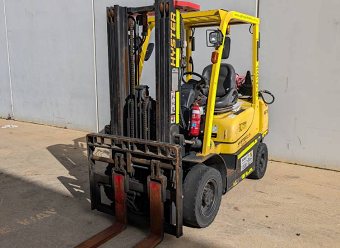 Used Forklift Special: HYSTER H2.5TX