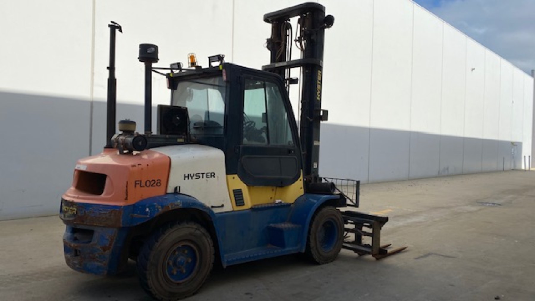 Used forklift: HYSTER H155FT 