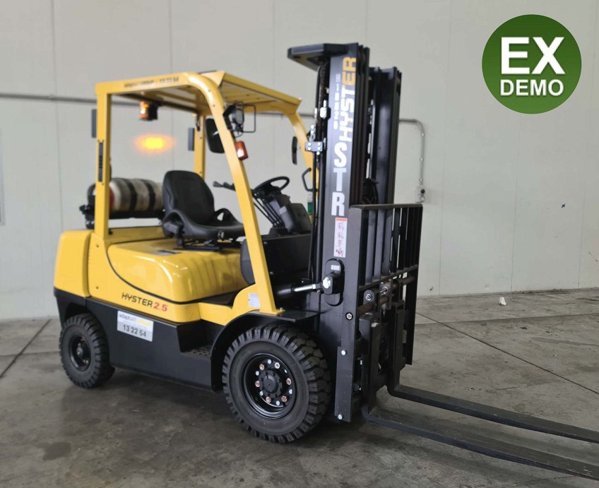 Used forklift: HYSTER H2.5XT 