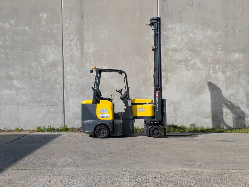Used forklift: AISLE-MASTER 20WHE 