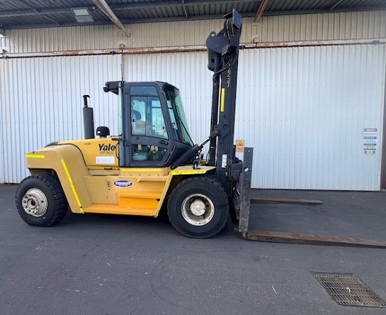 Used Forklift: YALE GDP360EC