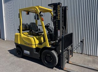 Used Forklift Special: HYSTER H2.5XT
