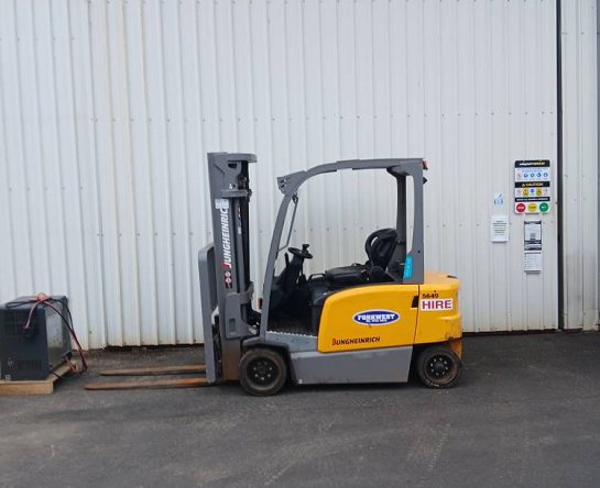 Used Forklift: JUNGHEINRICH EFG BC 325