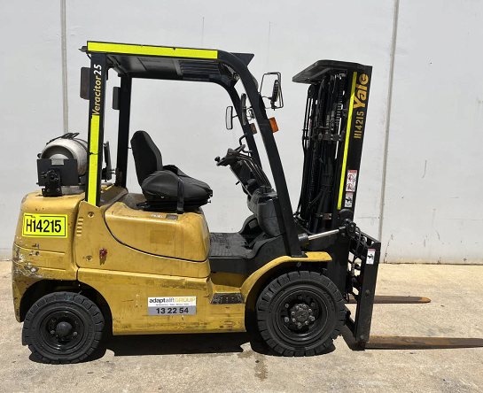 Used Forklift: YALE GLP25TKE 