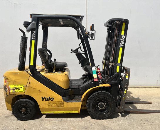 Used Forklift: YALE GDP25UX