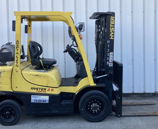 Used Forklift: HYSTER H2.5TX 