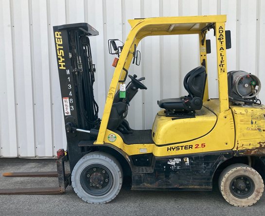 Used Forklift: HYSTER H2.5XT 