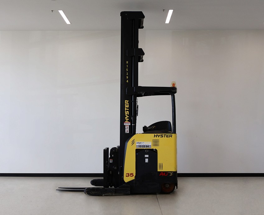 Used forklift: HYSTER N35ZDR2 