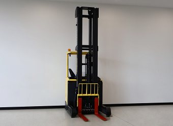 Used Forklift Special: HYSTER R1.6