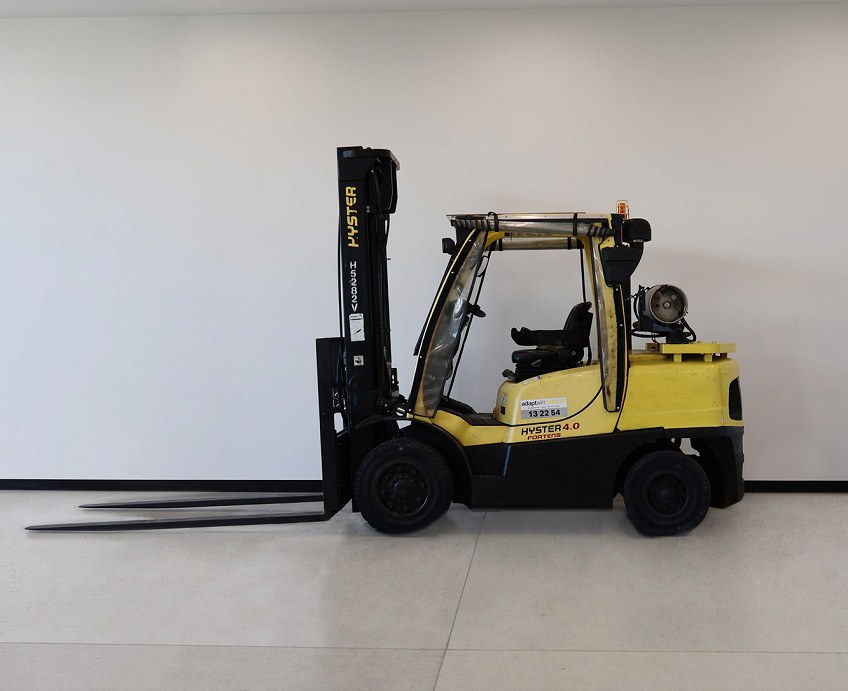 Used forklift: HYSTER H4.0FT6 