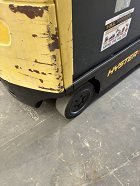 Used forklift: HYSTER E60XN