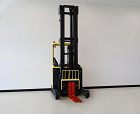 Used forklift: HYSTER R1.6
