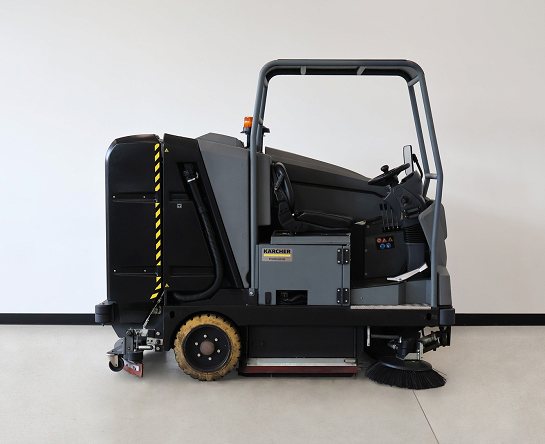 Used Forklift: KARCHER B300R 