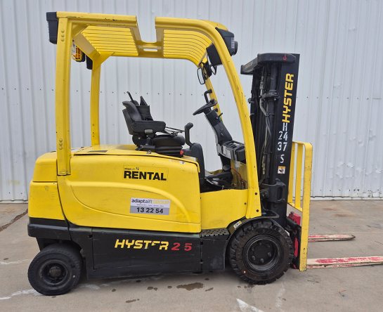 Used Forklift: HYSTER J2.5XN 