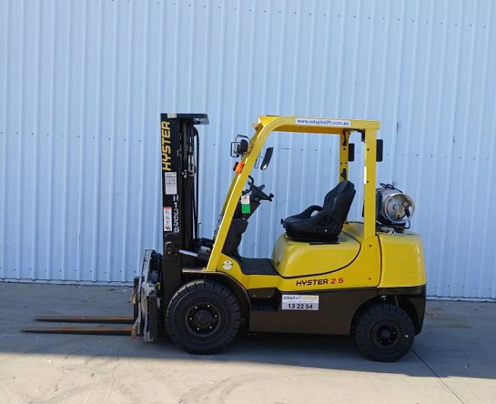 Used Forklift: HYSTER H2.5XT