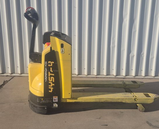 Used Forklift: HYSTER P2.0