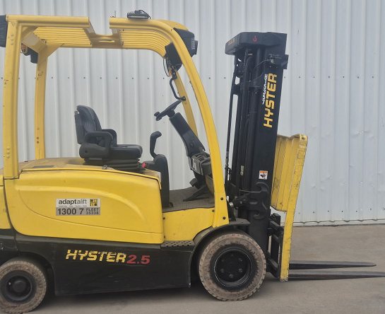 Used Forklift: HYSTER J2.5XN 