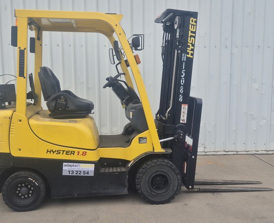 Used Forklift: HYSTER H1.8XT 